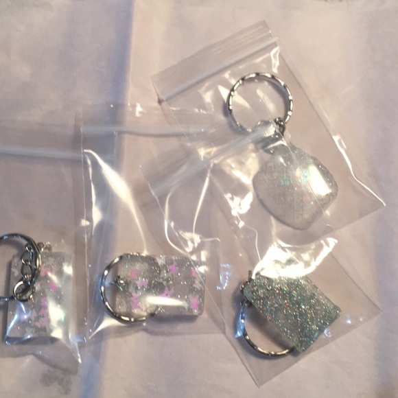 Key chains - Picture 2 of 2